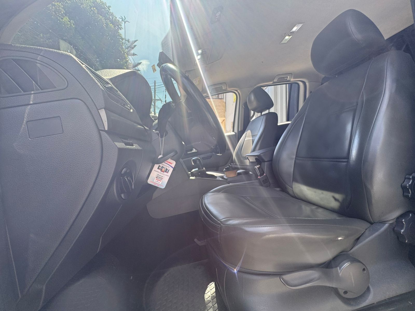 VOLKSWAGEN AMAROK COMFORTLINE 2021 - Imagen 13