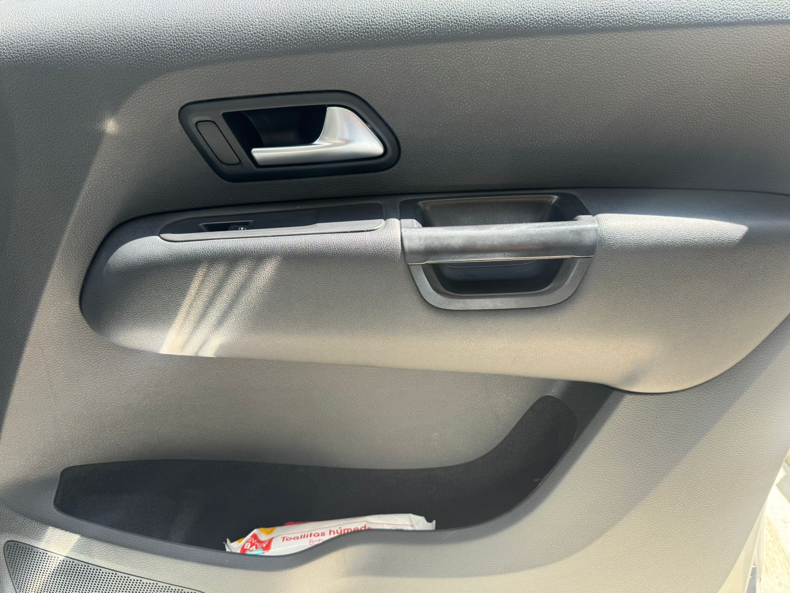 VOLKSWAGEN AMAROK COMFORTLINE 2021 - Imagen 19