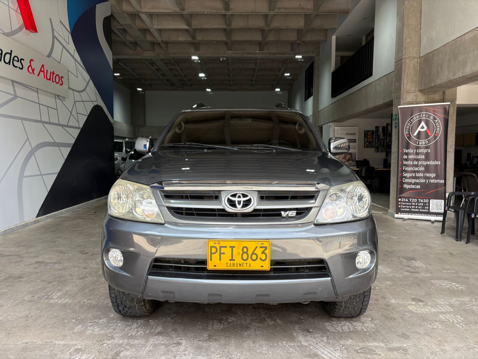 TOYOTA FORTUNER SR5 2008 - Imagen 2