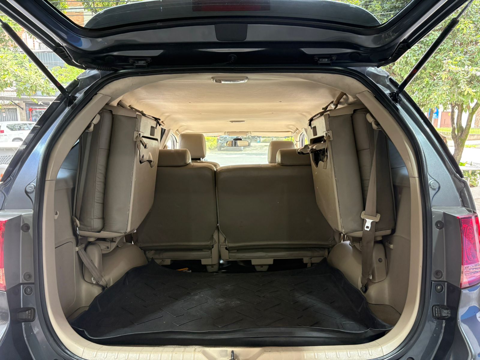 TOYOTA FORTUNER SR5 2008 - Imagen 17