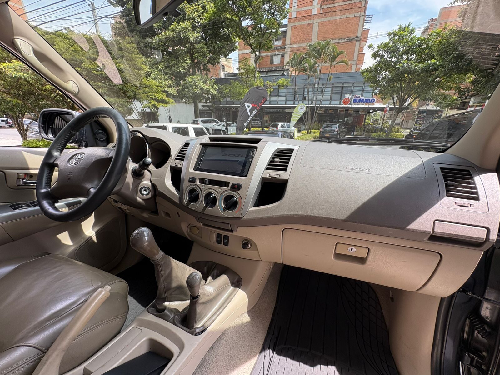 TOYOTA FORTUNER SR5 2008 - Imagen 21