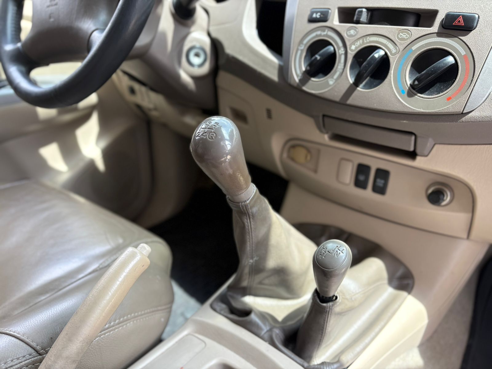 TOYOTA FORTUNER SR5 2008 - Imagen 23