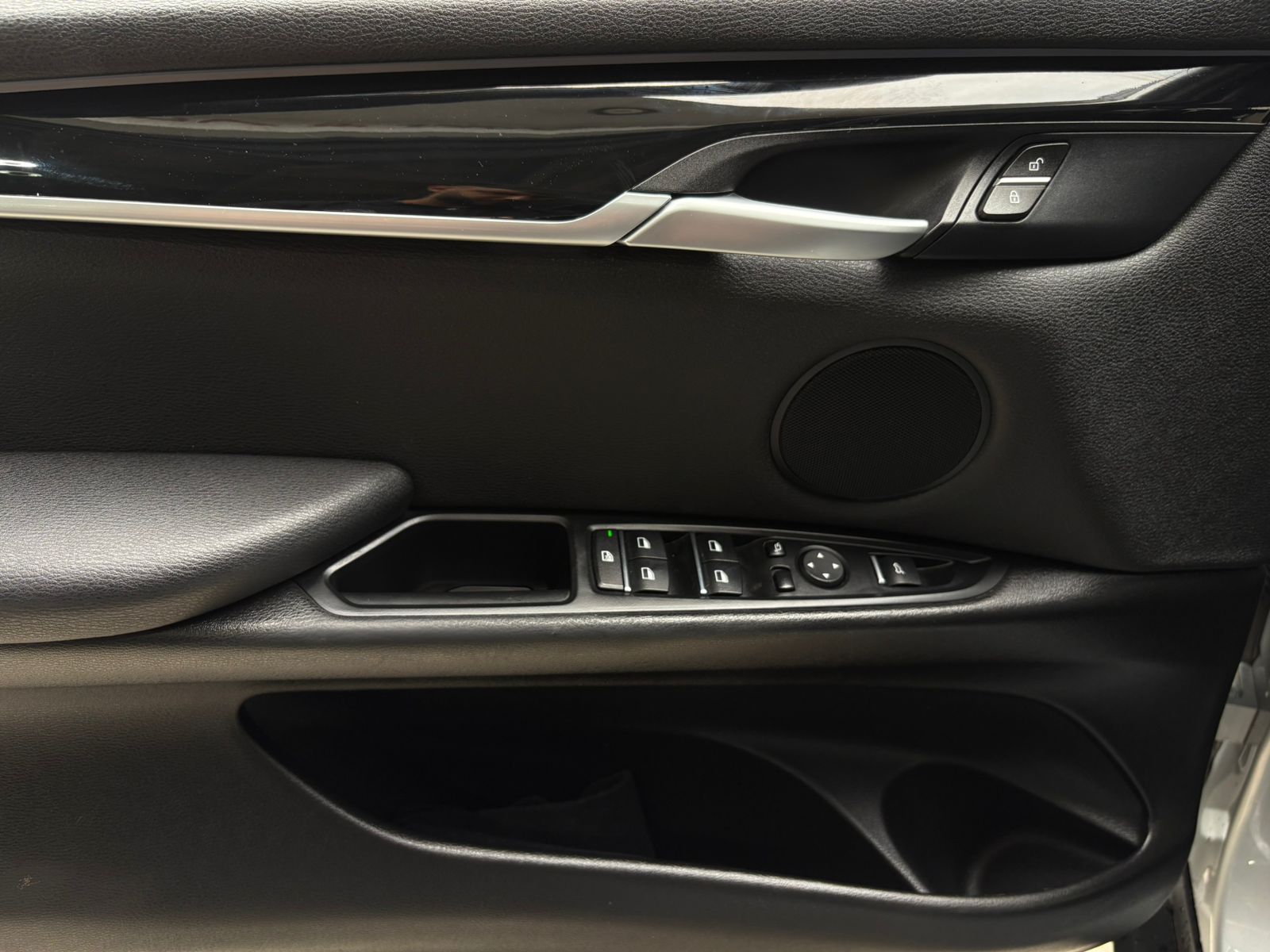 BMW X5 XDRIVE 40E 2018 - Imagen 14