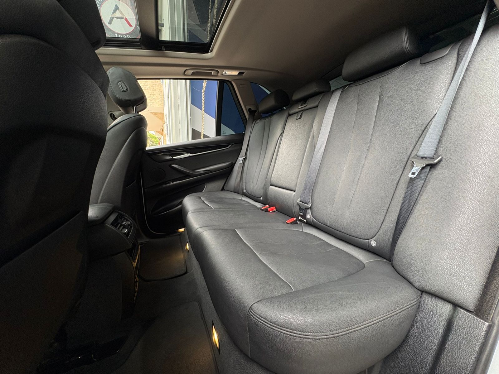 BMW X5 XDRIVE 40E 2018 - Imagen 16