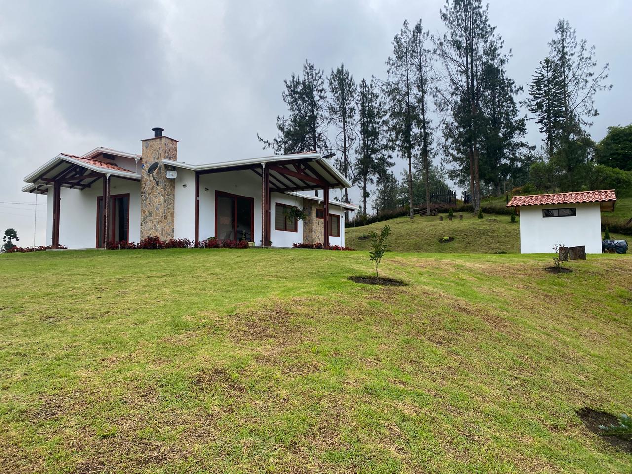 FINCA SANTA ELENA, ANTIOQUIA - Imagen 16