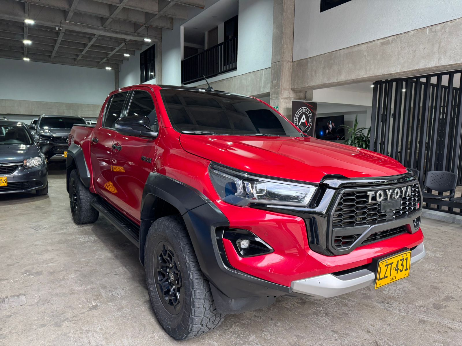 TOYOTA HILUX GR 2023 - Imagen 3