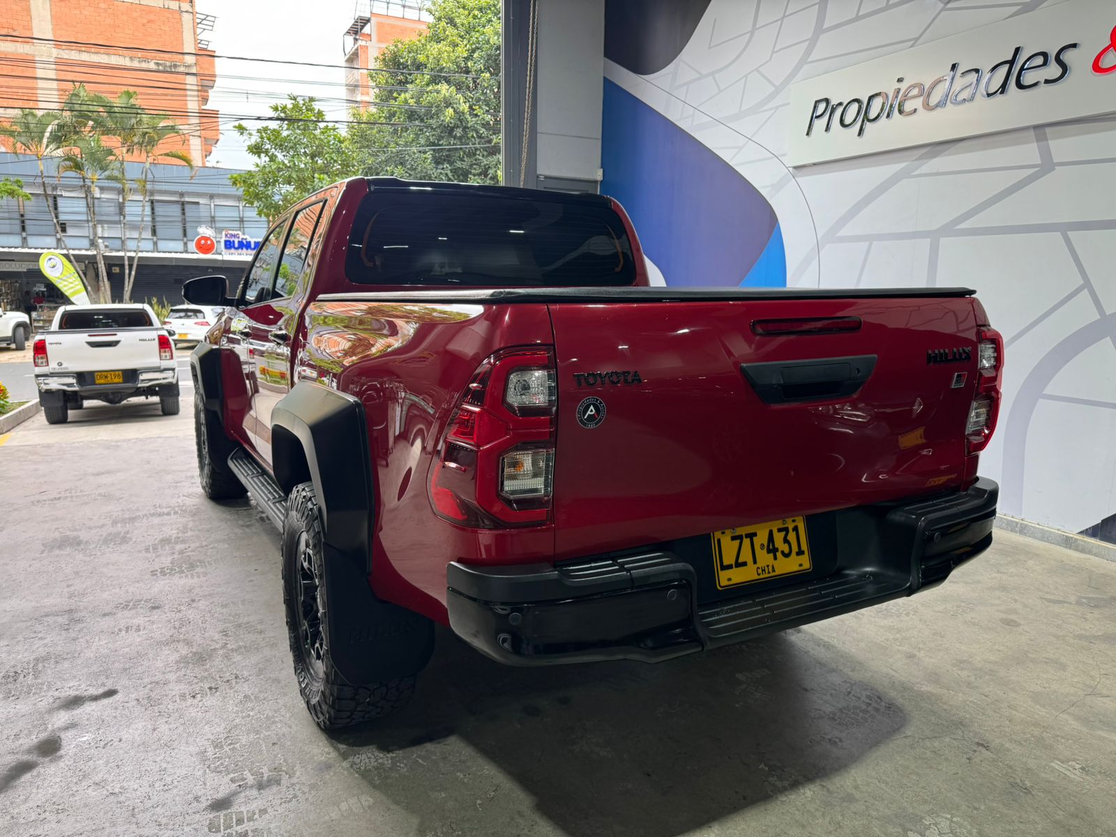 TOYOTA HILUX GR 2023 - Imagen 7