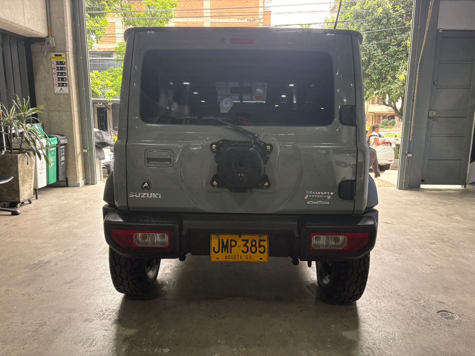 SUZUKI JIMMY AT 2021 - Imagen 6