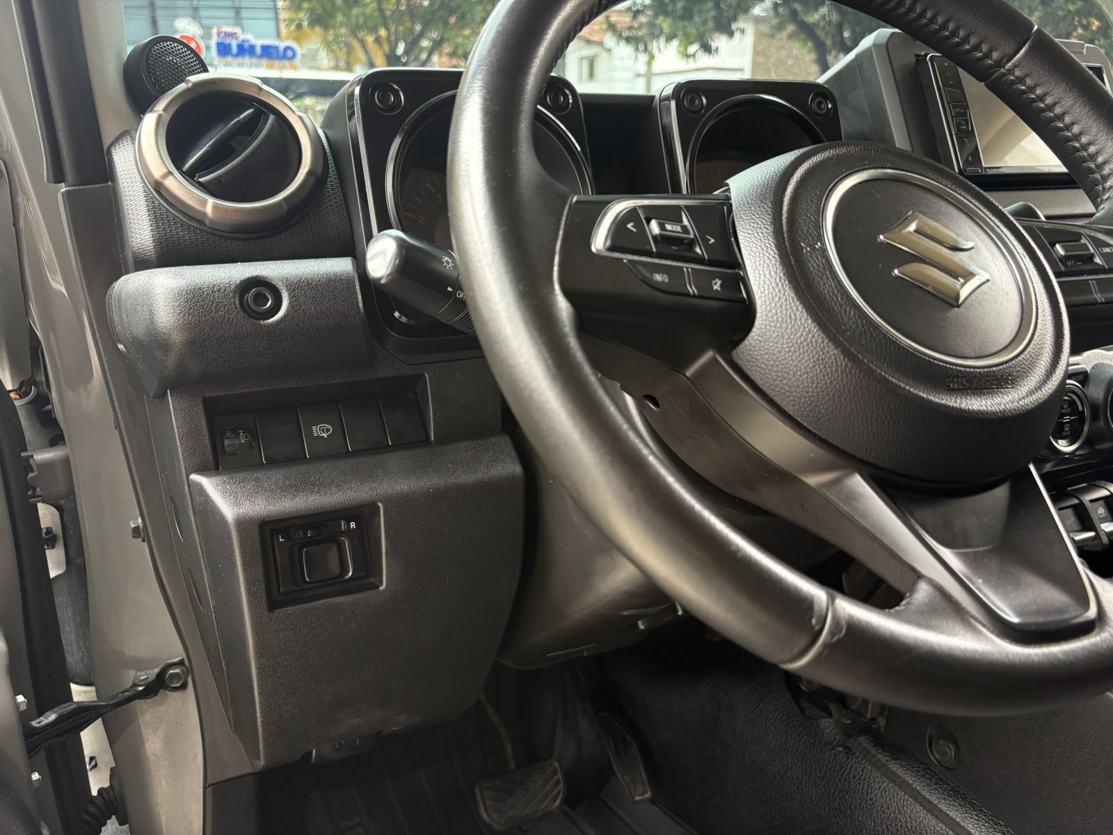 SUZUKI JIMMY AT 2021 - Imagen 11