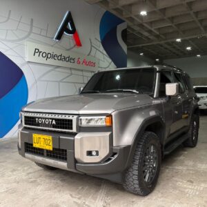 TOYOTA LAND CRUISER PRADO TXL 2025
