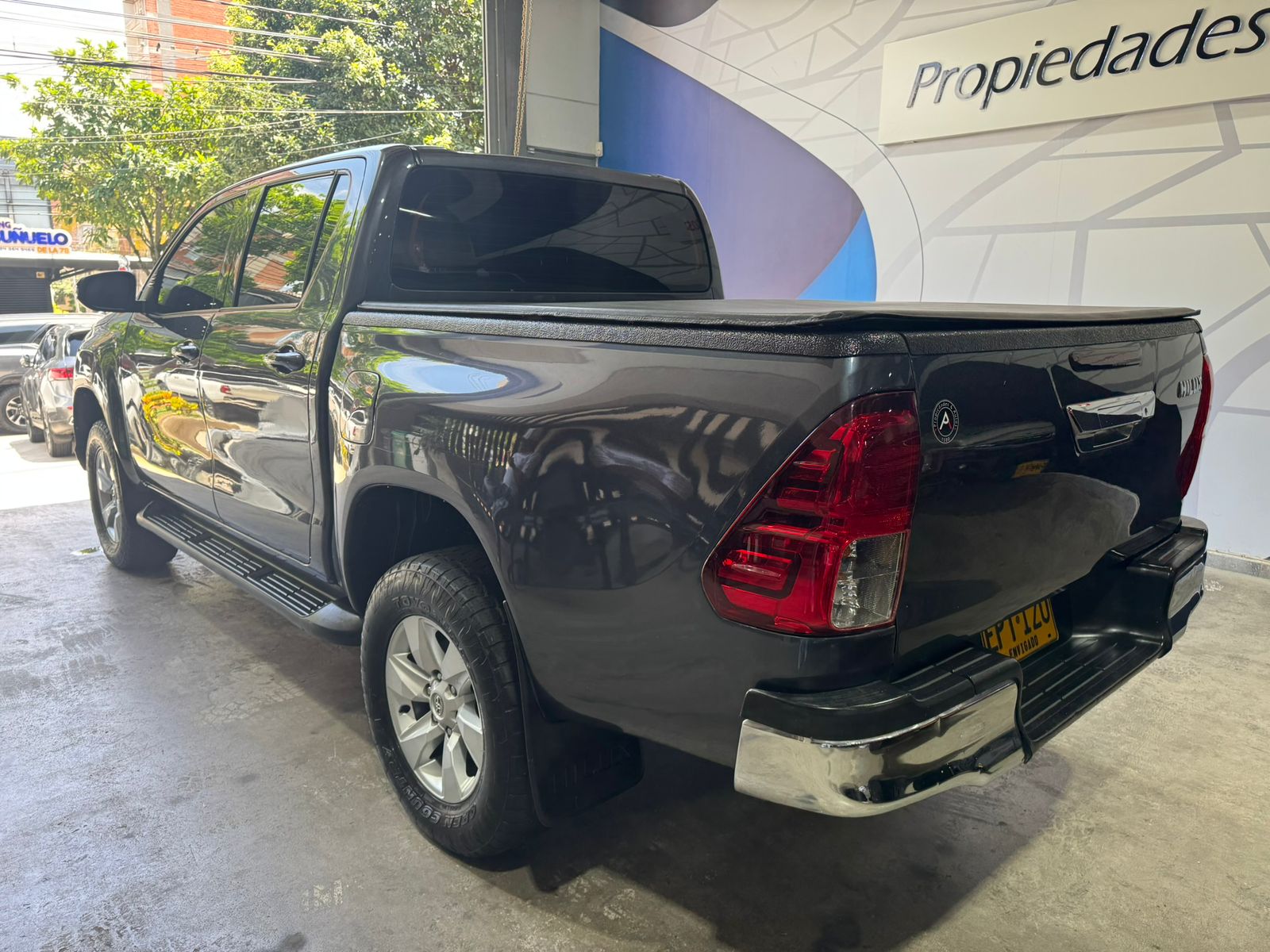 TOYOTA HILUX 2019 - Imagen 6