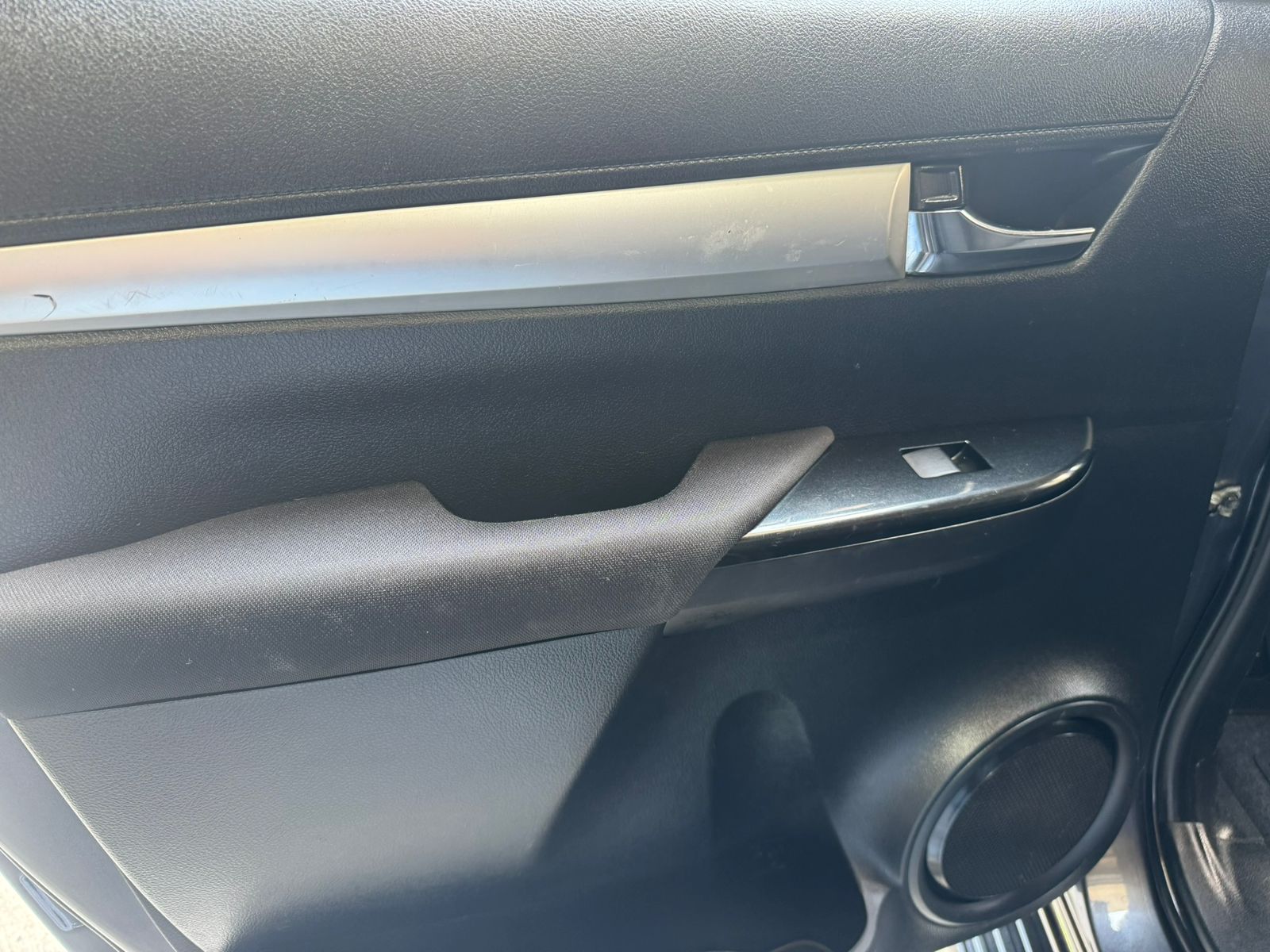 TOYOTA HILUX 2019 - Imagen 13