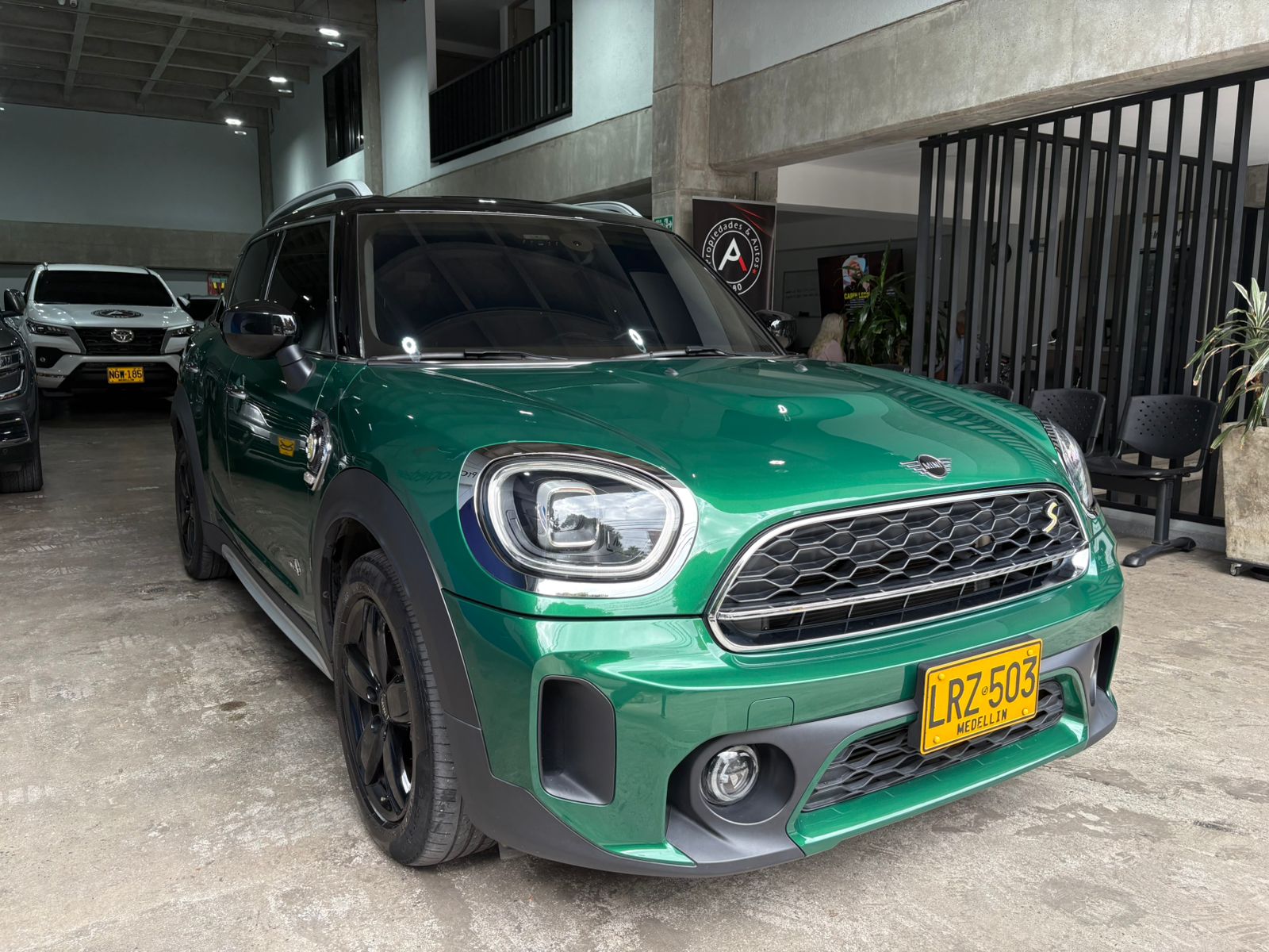 MINI COOPER SE ALL 4 COUNTRYMAN 2023 - Imagen 3