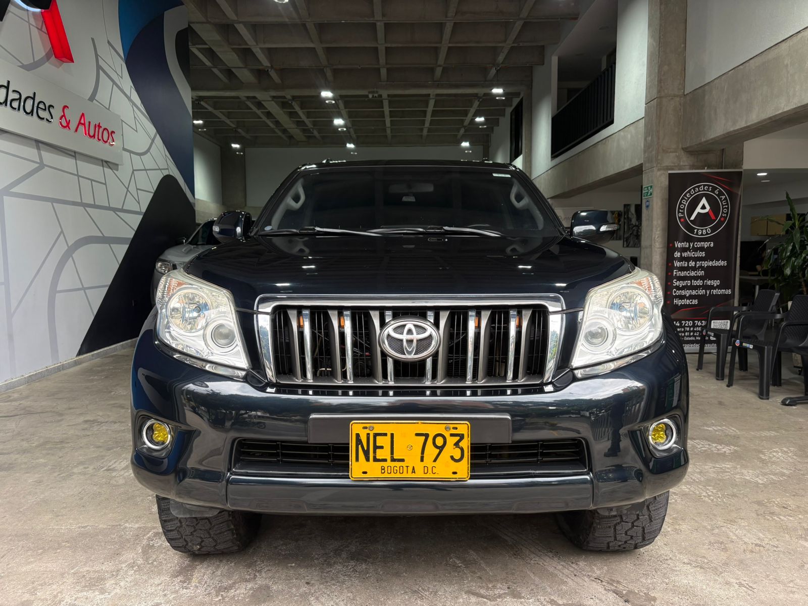 TOYOTA PRADO TXL BLINDADA 2013 - Imagen 2