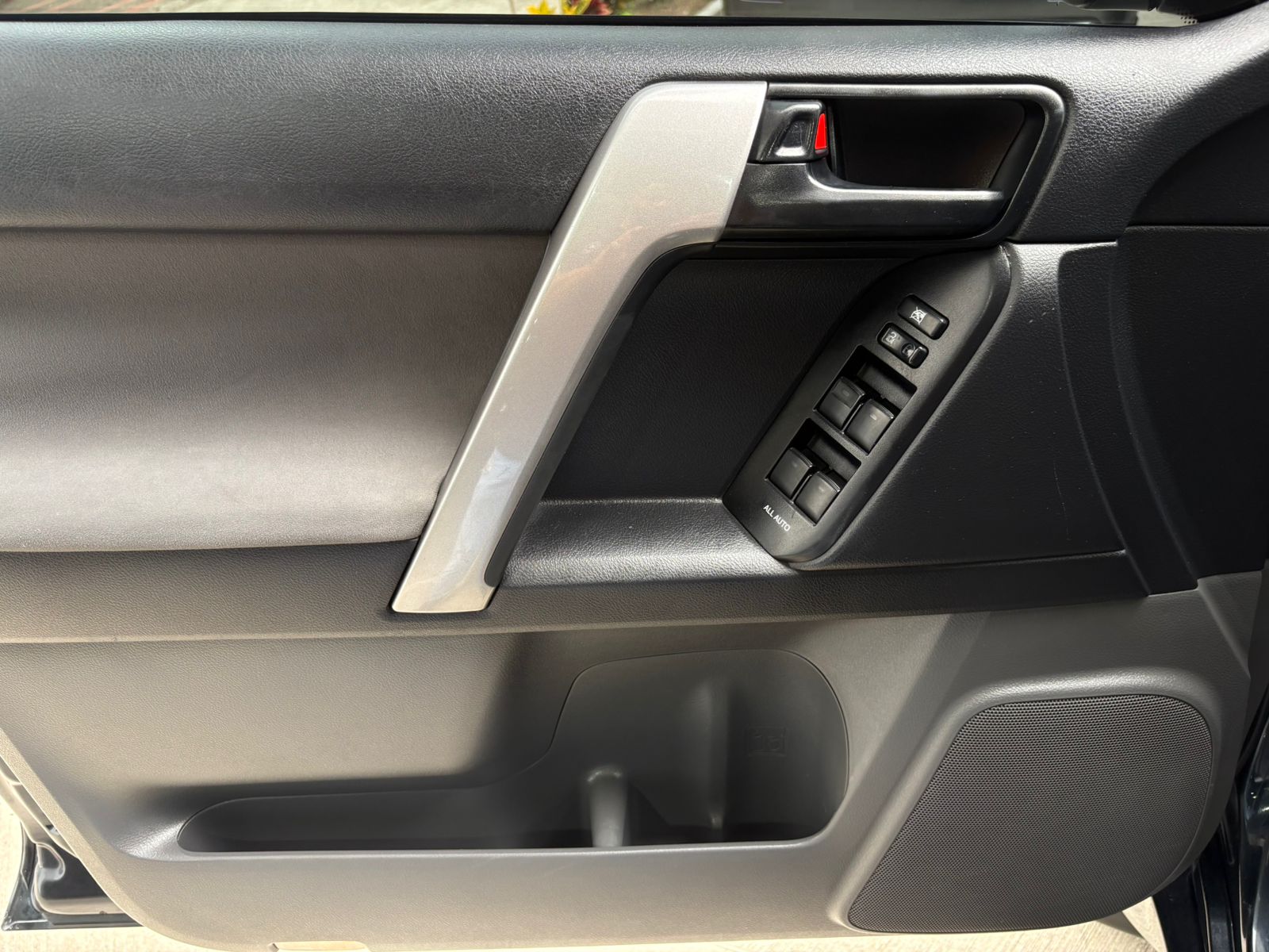 TOYOTA PRADO TXL BLINDADA 2013 - Imagen 13