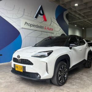 TOYOTA YARIS CROSS XLS 2025