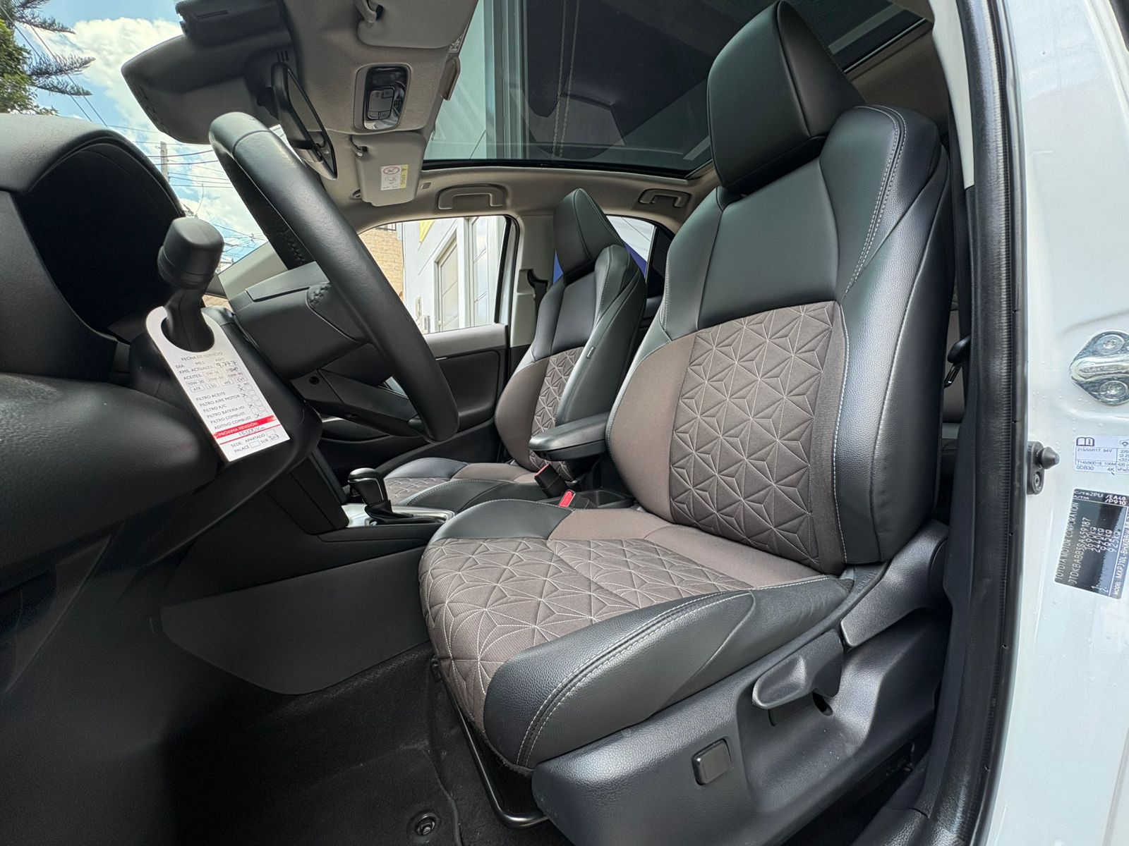 TOYOTA YARIS CROSS XLS 2025 - Imagen 12