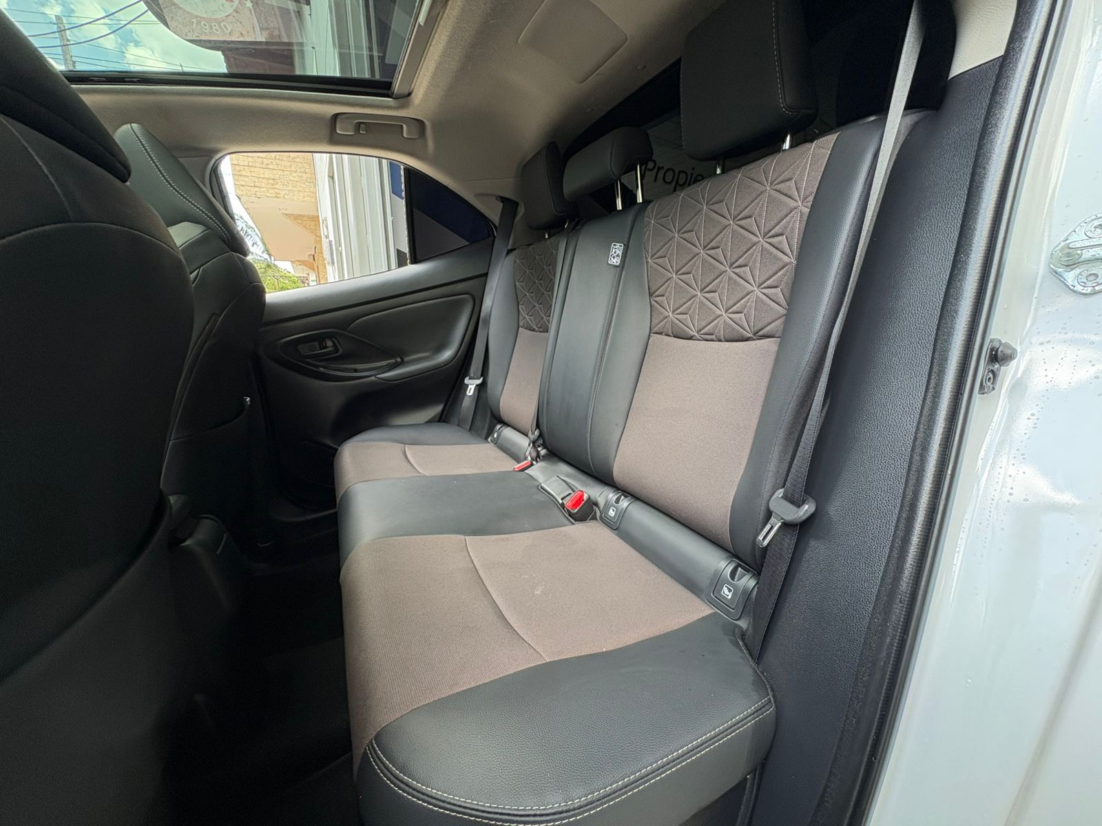 TOYOTA YARIS CROSS XLS 2025 - Imagen 15