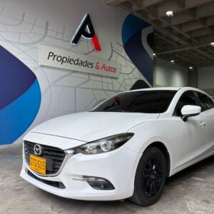 MAZDA 3 TOURING 2018 SALVAMENTO