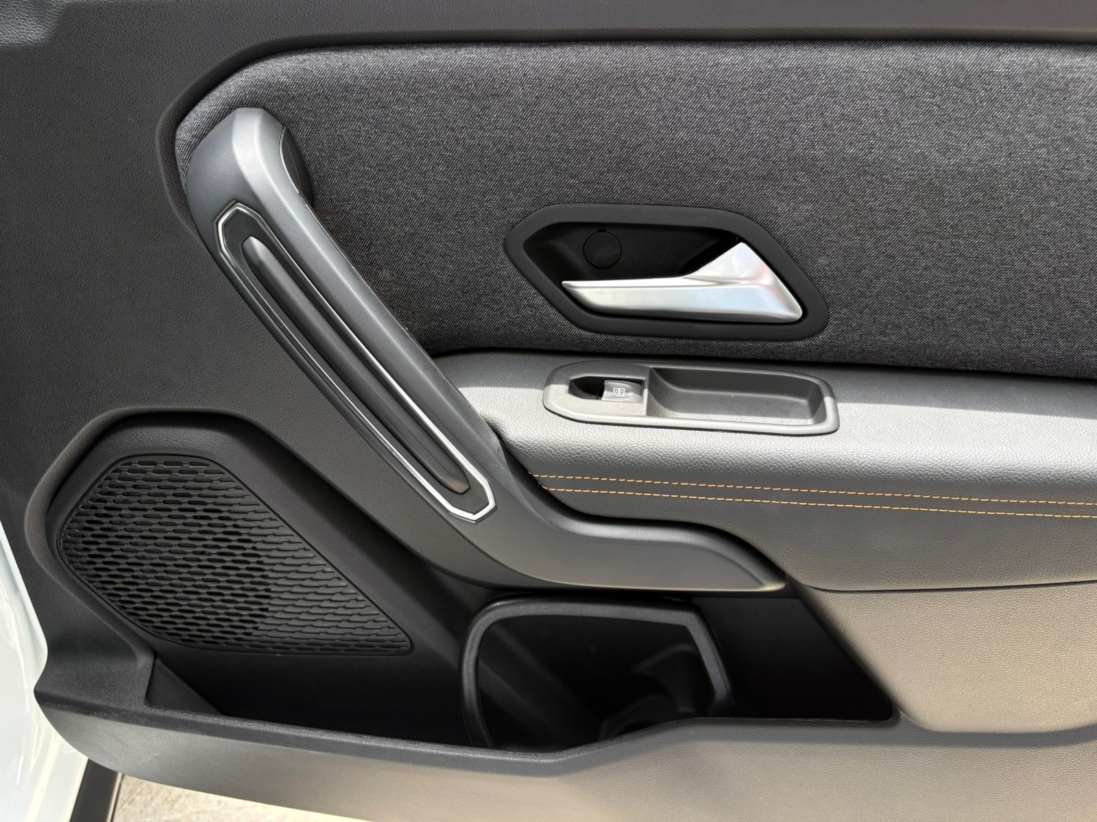 RENAULT DUSTER OROCH INTENS 2026 - Imagen 25