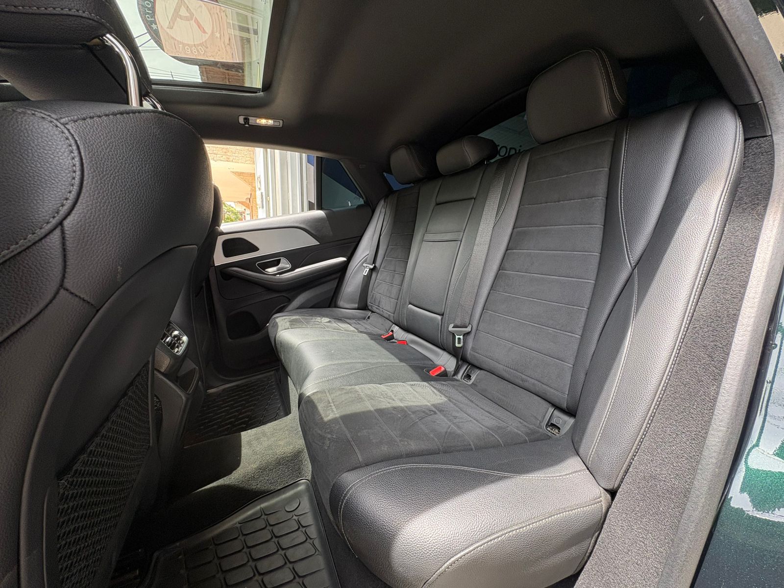 MERCEDES BENZ GLE 450 4MATIC COUPE AMG LINE - Imagen 16