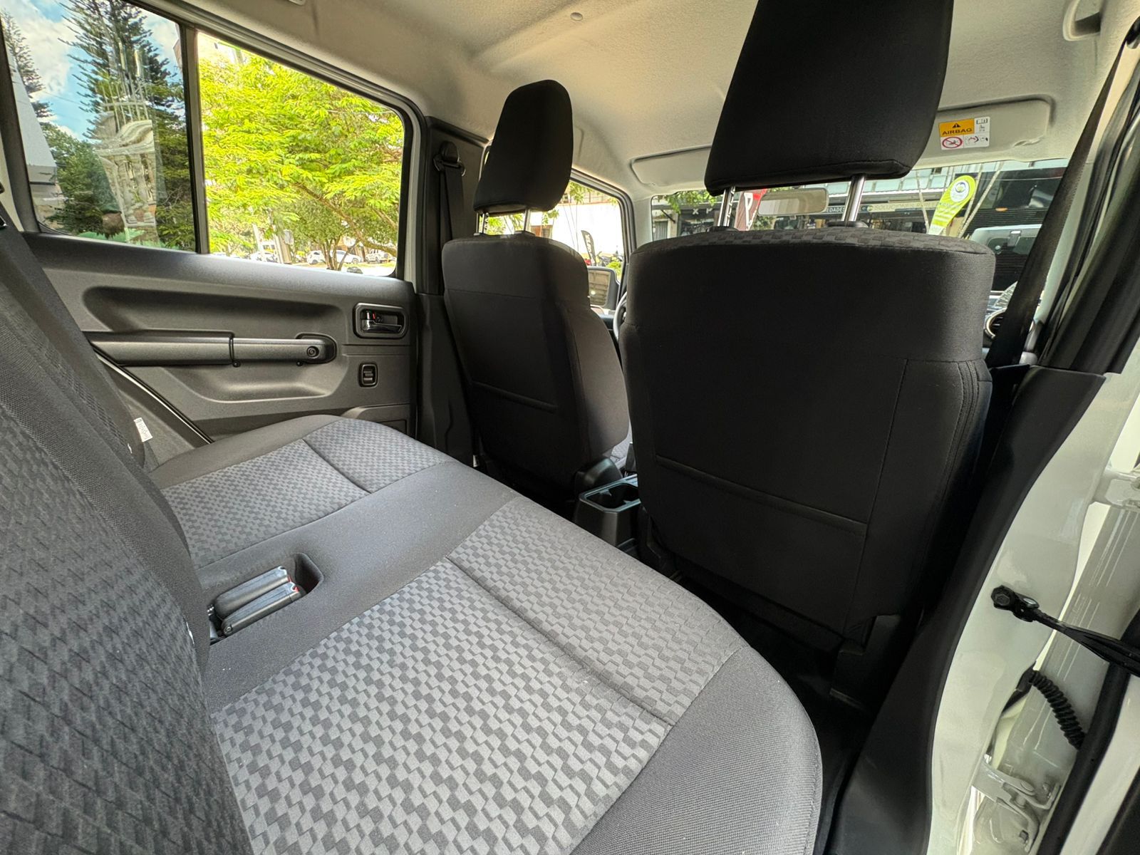 SUZUKI JIMNY ALL GRIP 2026 - Imagen 19