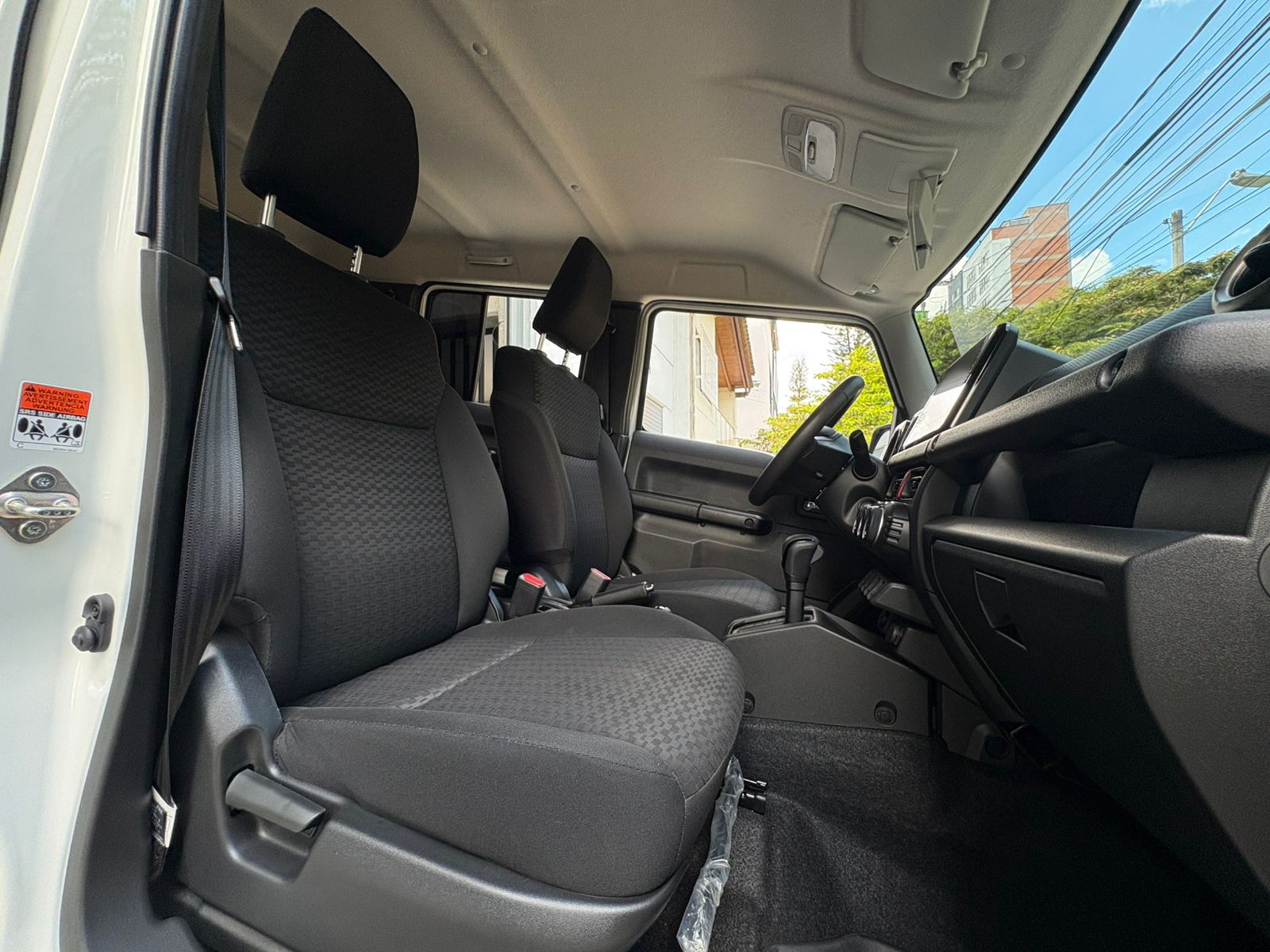 SUZUKI JIMNY ALL GRIP 2026 - Imagen 24