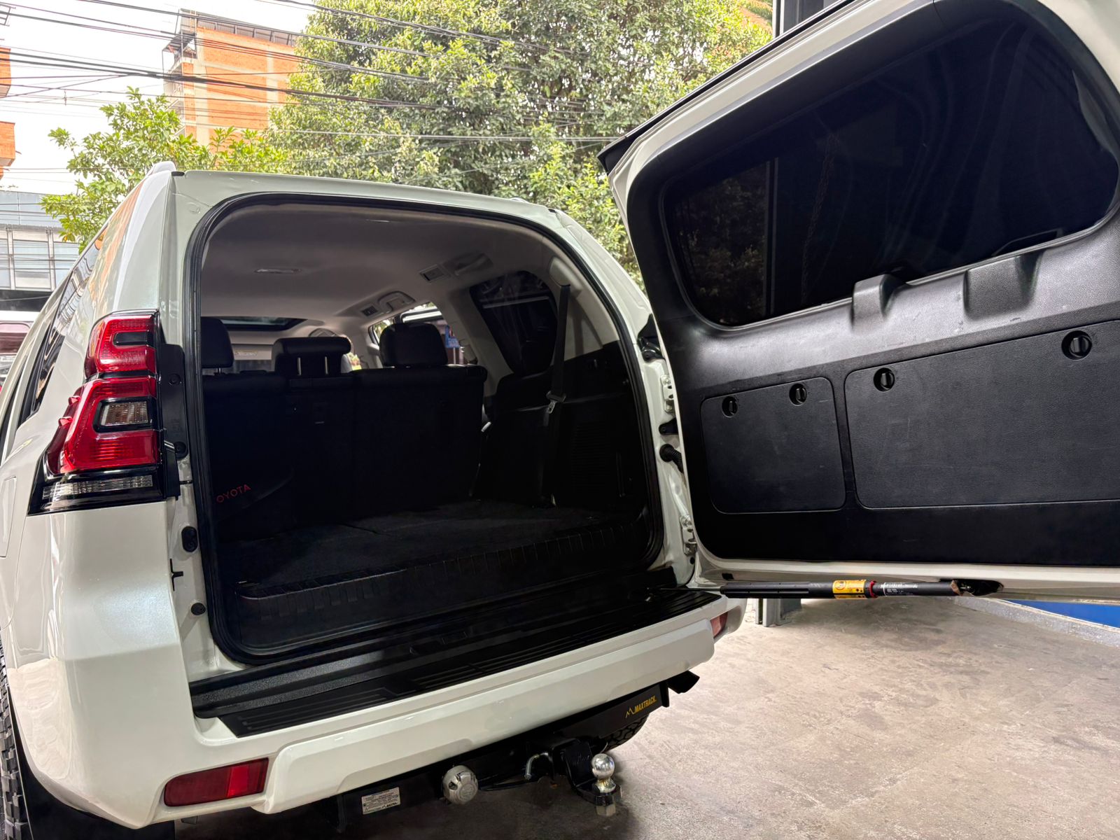 TOYOTA PRADO TXL BLINDADA 2022 - Imagen 17