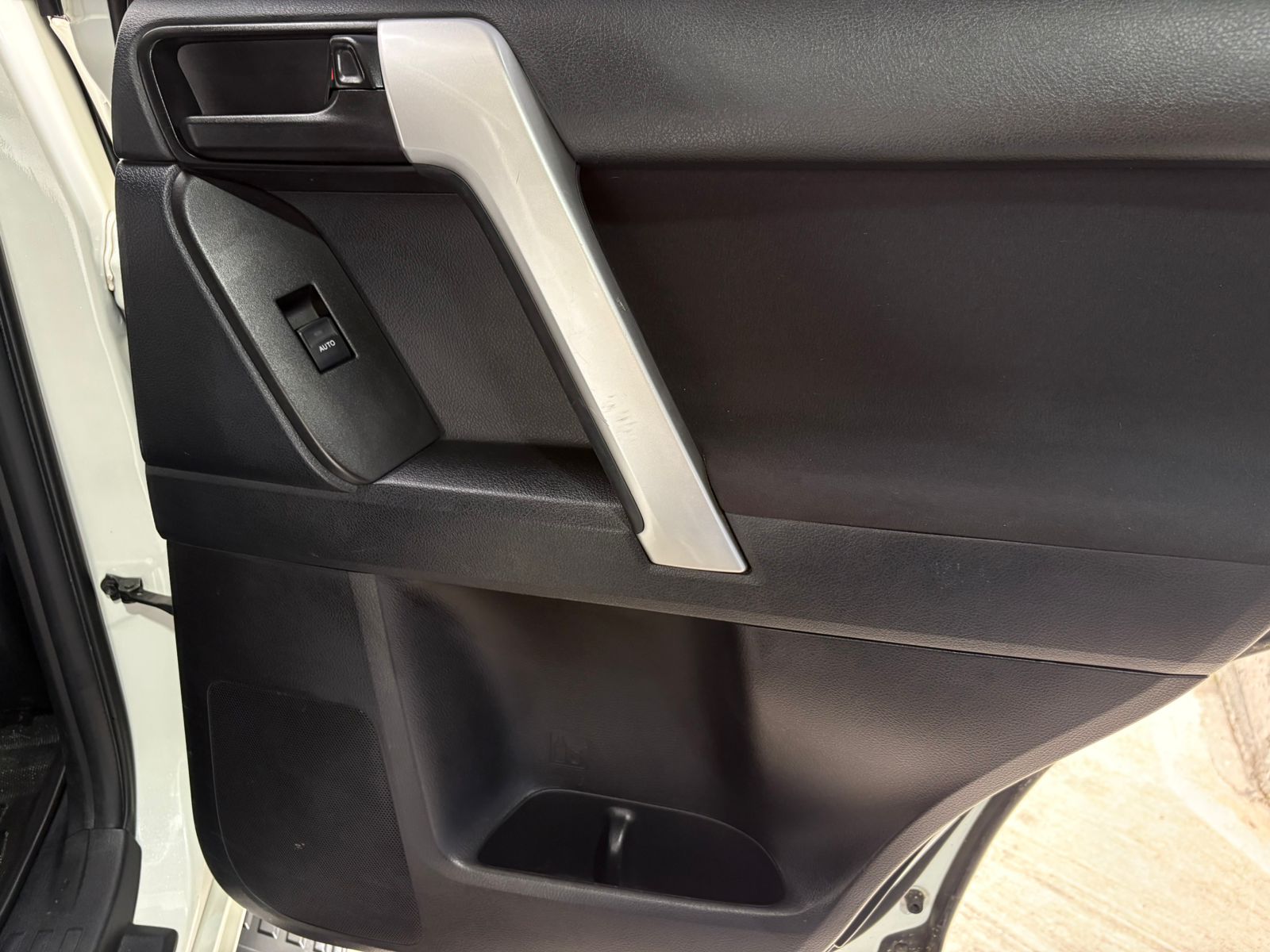 TOYOTA PRADO TXL BLINDADA 2022 - Imagen 20