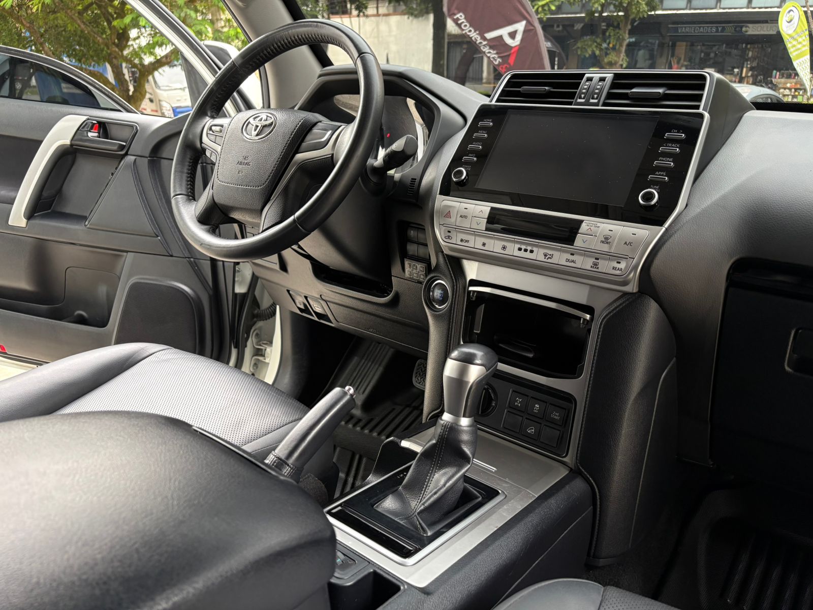 TOYOTA PRADO TXL BLINDADA 2022 - Imagen 22