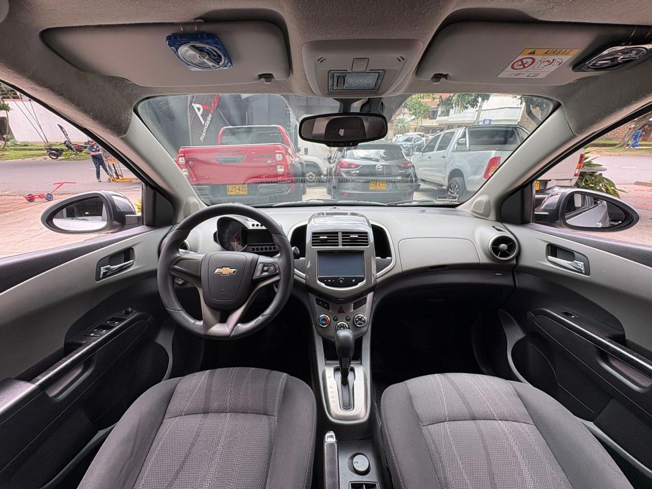 CHEVROLET SONIC LT 2015 - Imagen 9