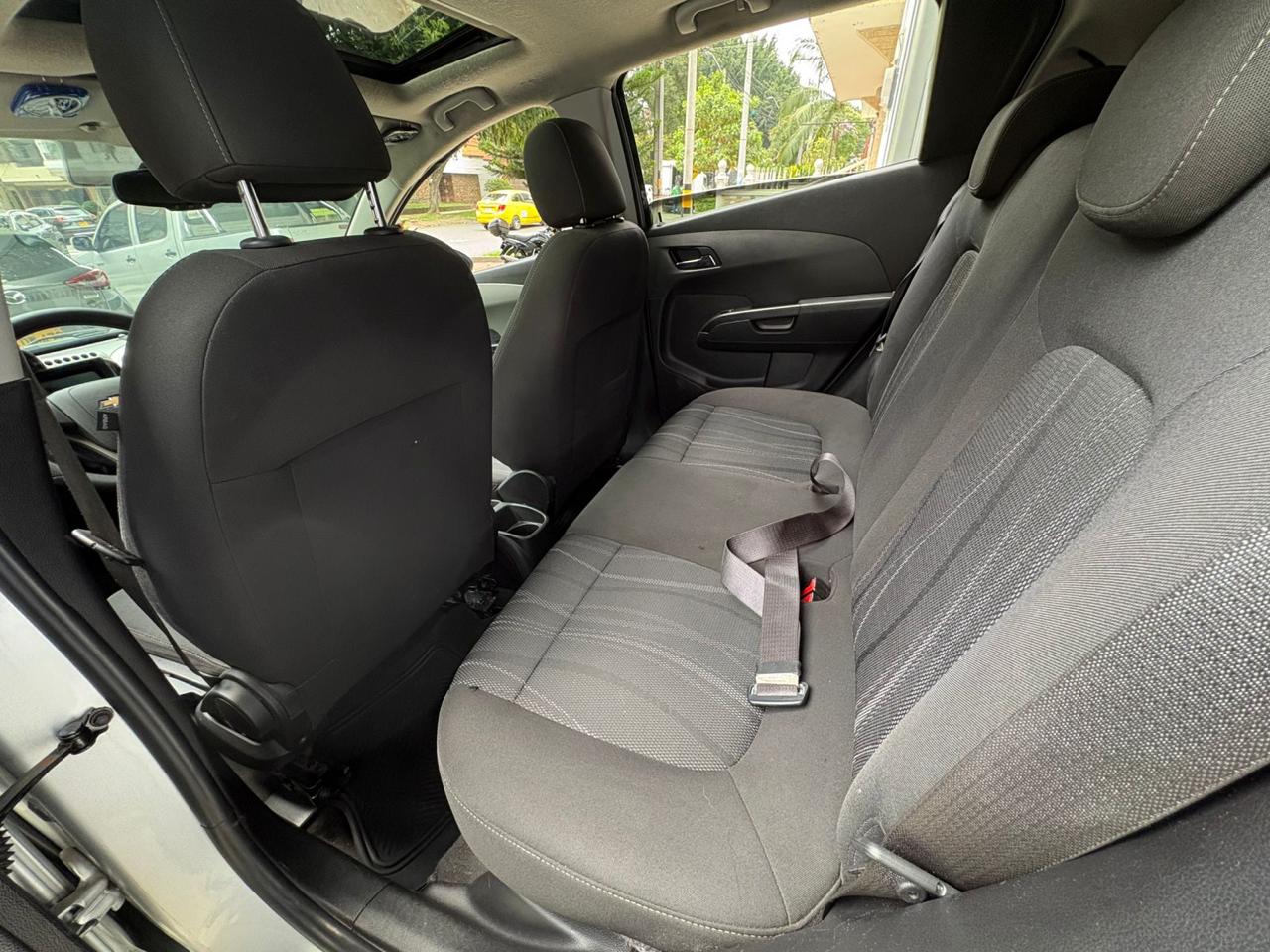 CHEVROLET SONIC LT 2015 - Imagen 14