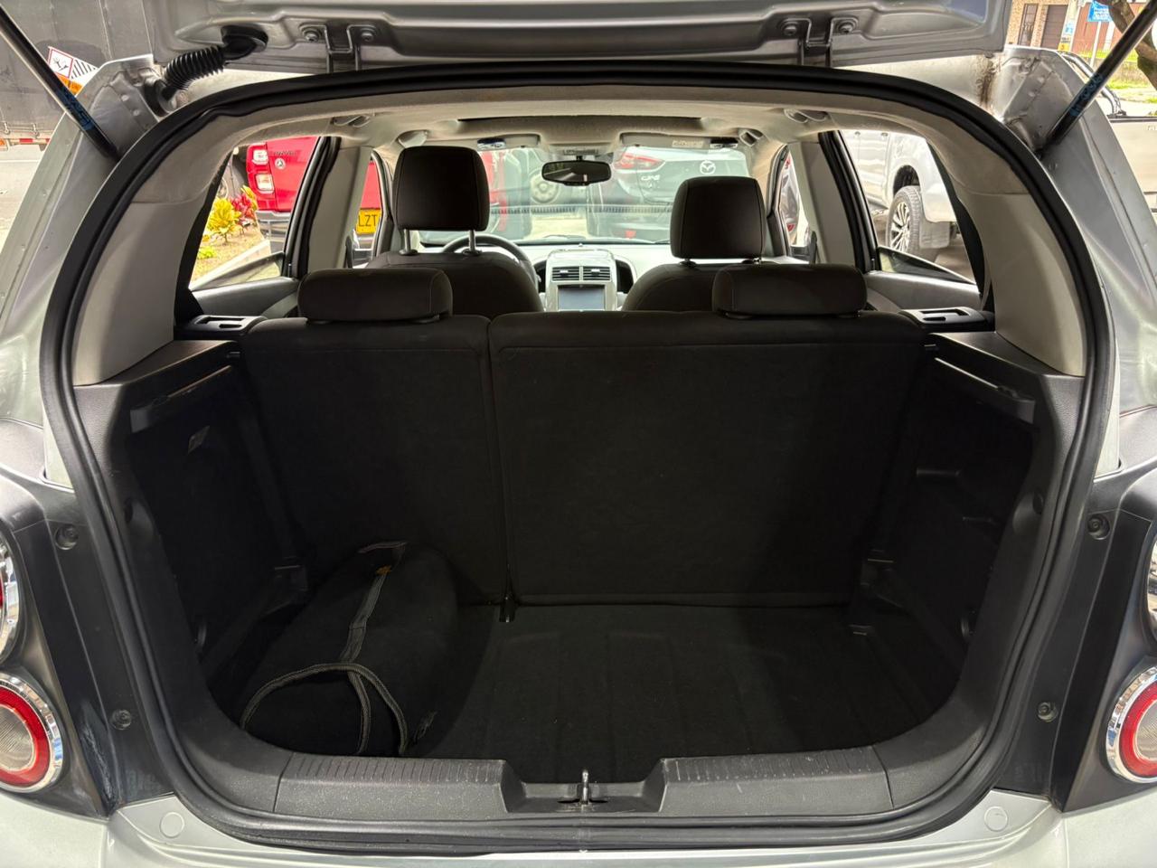 CHEVROLET SONIC LT 2015 - Imagen 17