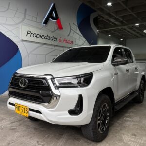 TOYOTA HILUX SRX BLINDADA 2025