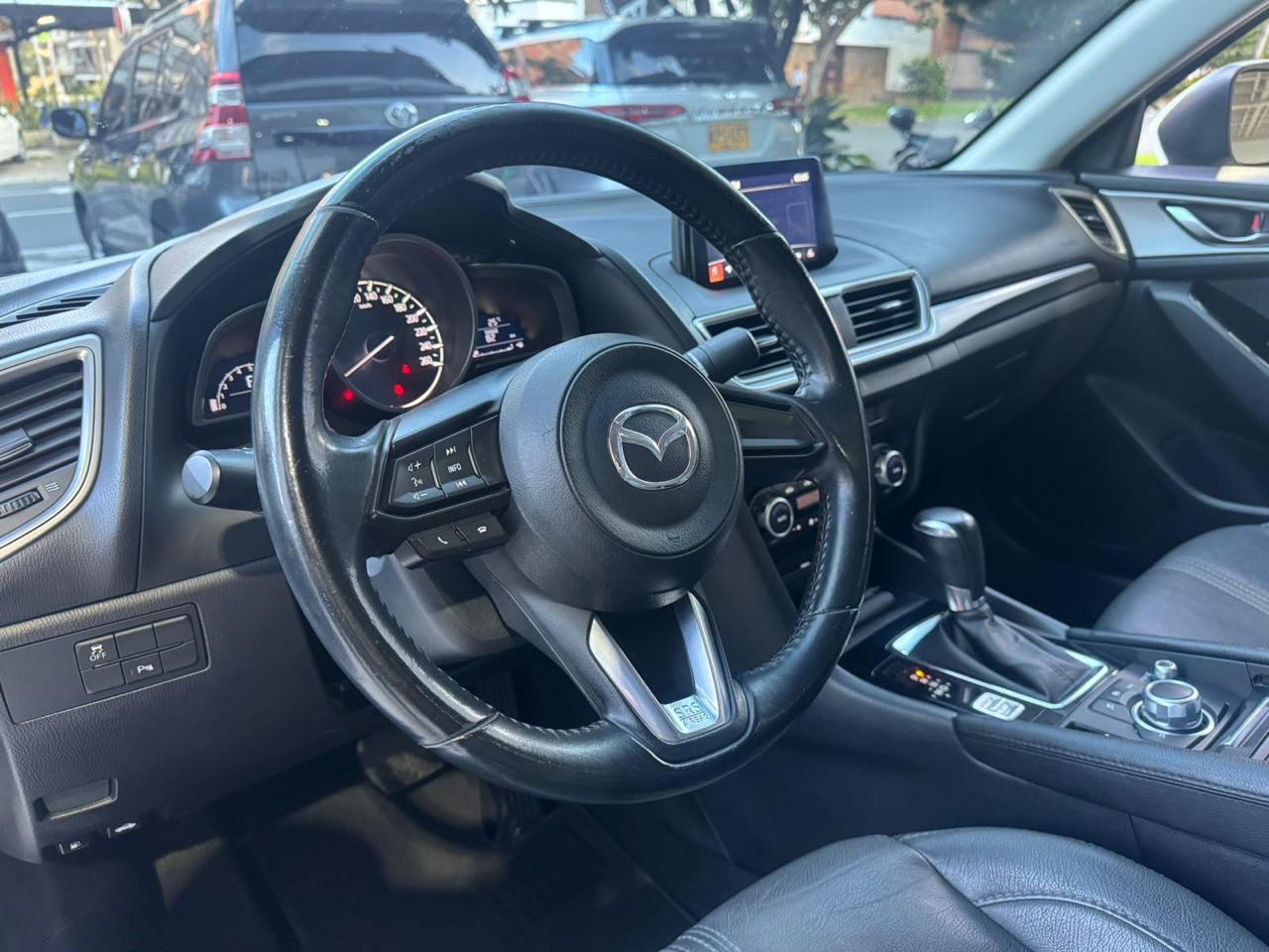 MAZDA 3 TOURING 2018 - Imagen 12