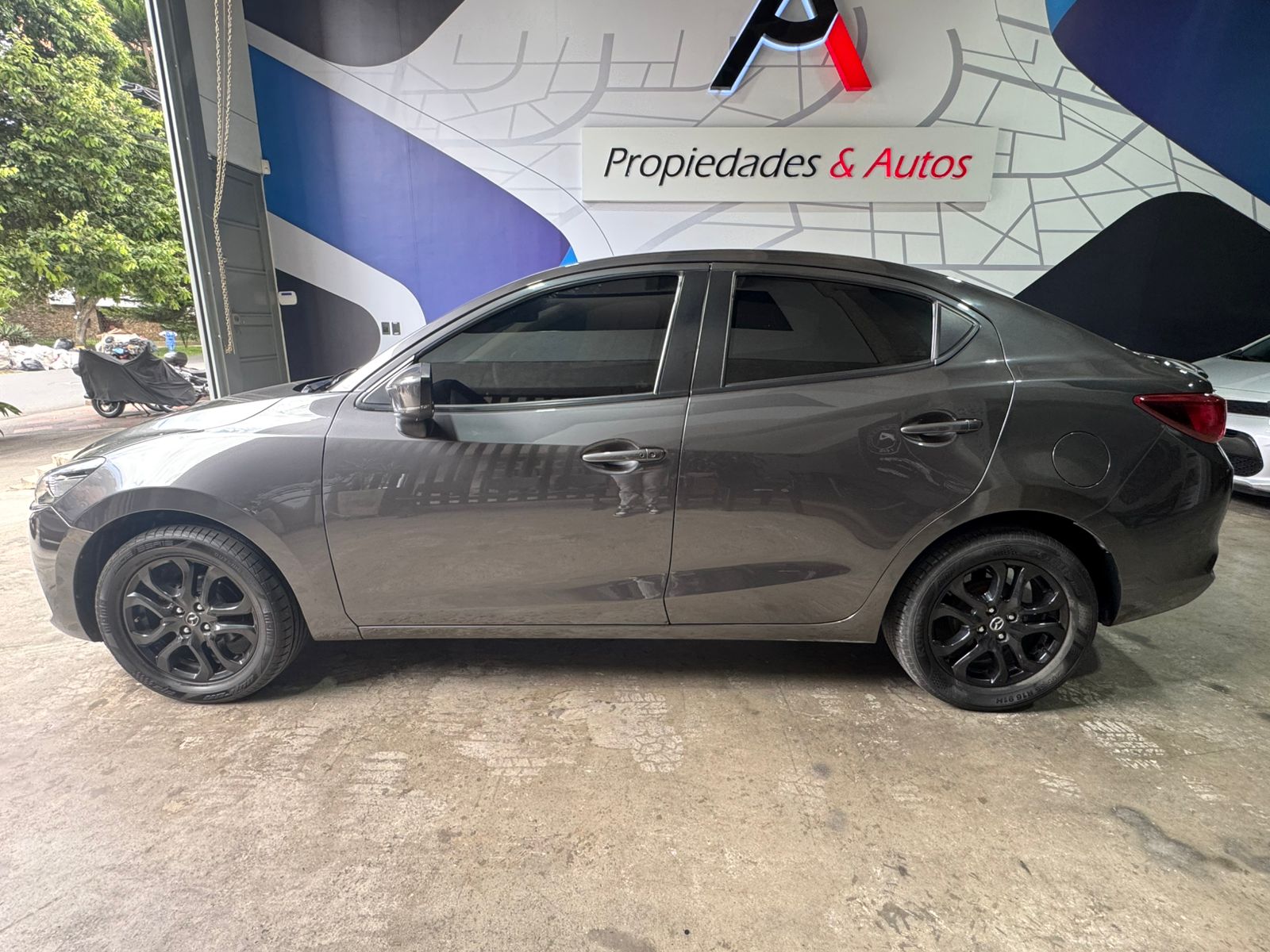 MAZDA 2 SEDAN GRAN TOURING LX 2022 - Imagen 8