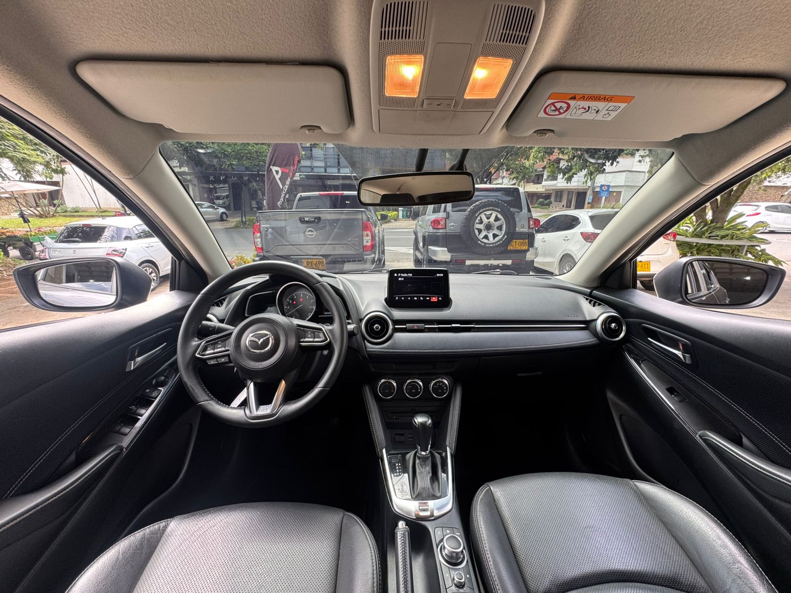 MAZDA 2 SEDAN GRAN TOURING LX 2022 - Imagen 9