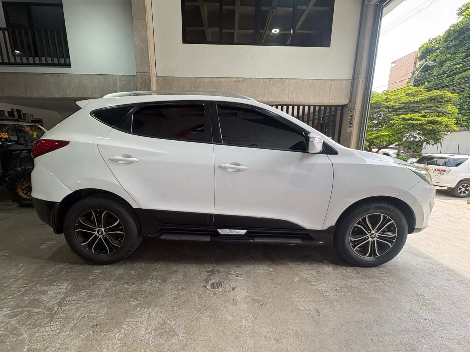 HYUNDAI TUCSON IX35 GLS 2015 - Imagen 4