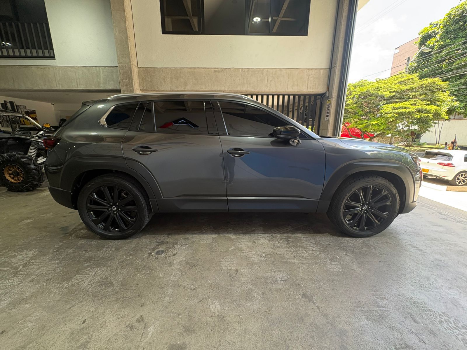 MAZDA CX50 GRAND TOURING LX 2024 - Imagen 4
