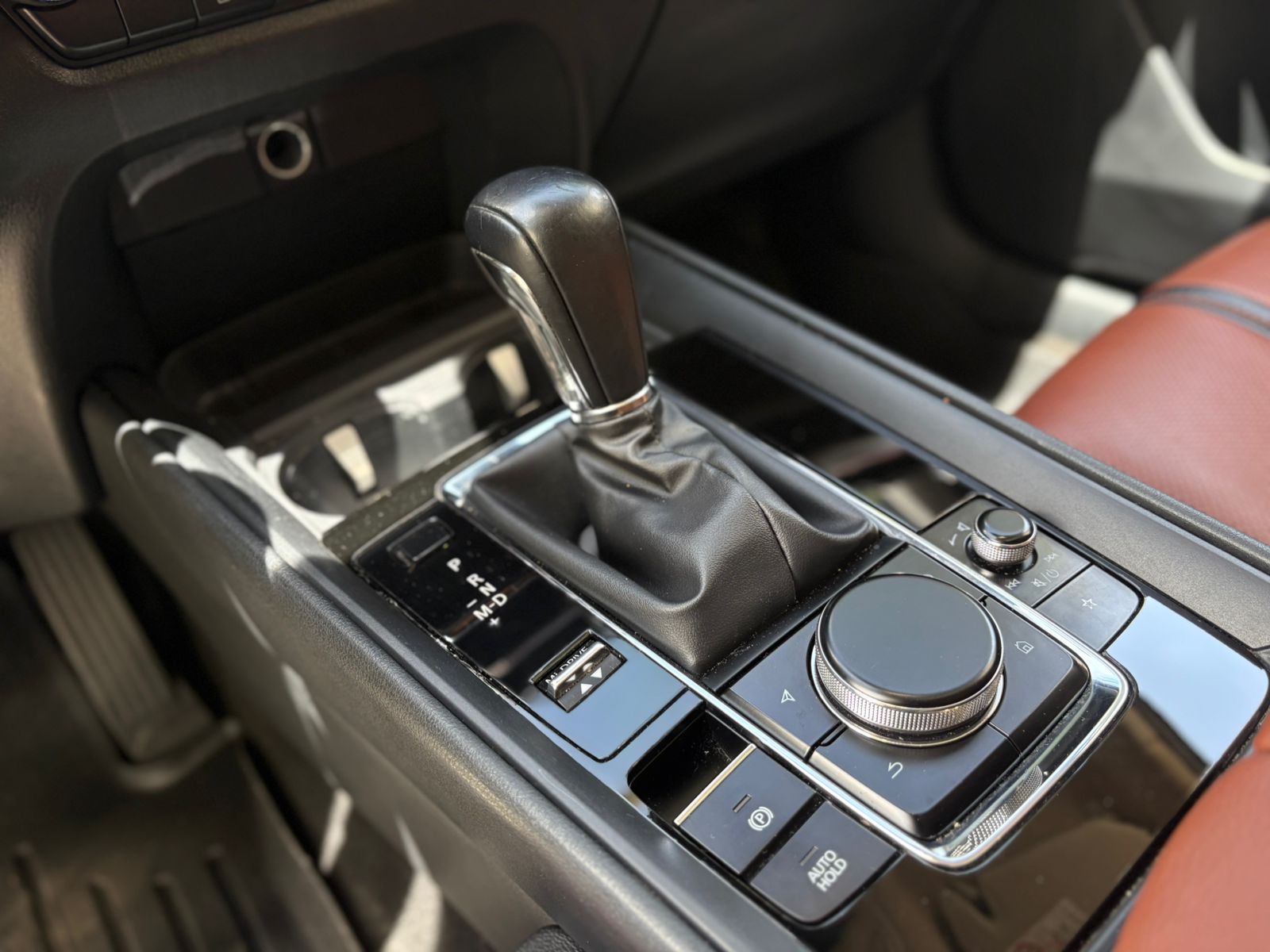 MAZDA CX50 GRAND TOURING LX 2024 - Imagen 25