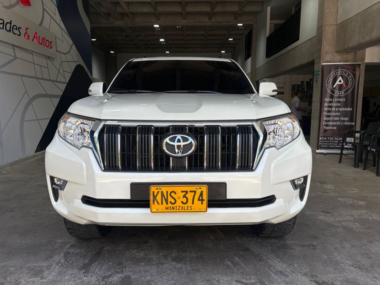 TOYOTA PRADO TXL BLINDAJE II 2022 - Imagen 2