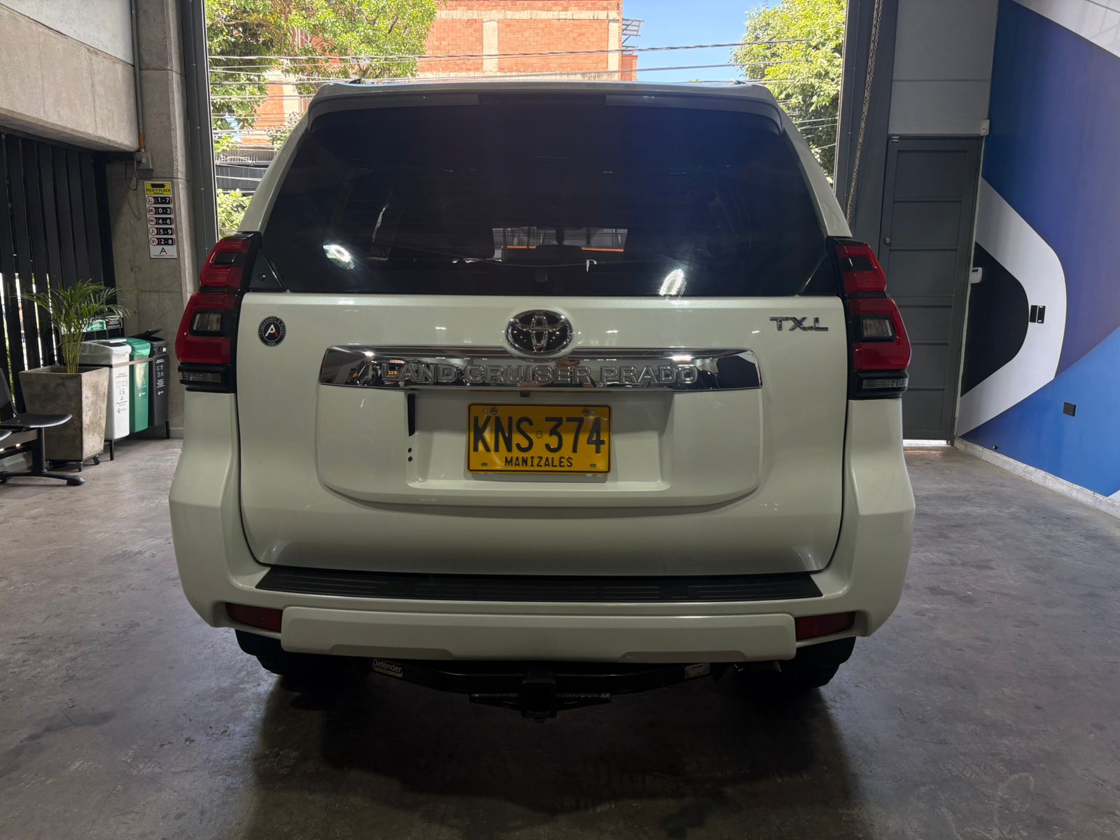 TOYOTA PRADO TXL BLINDAJE II 2022 - Imagen 6