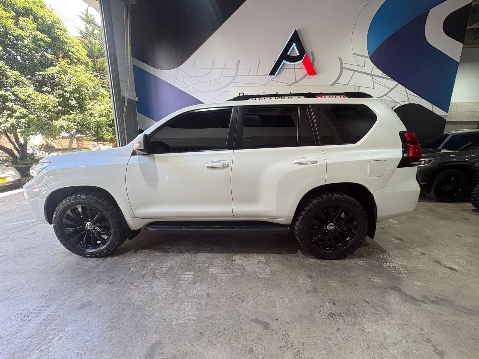 TOYOTA PRADO TXL BLINDAJE II 2022 - Imagen 8
