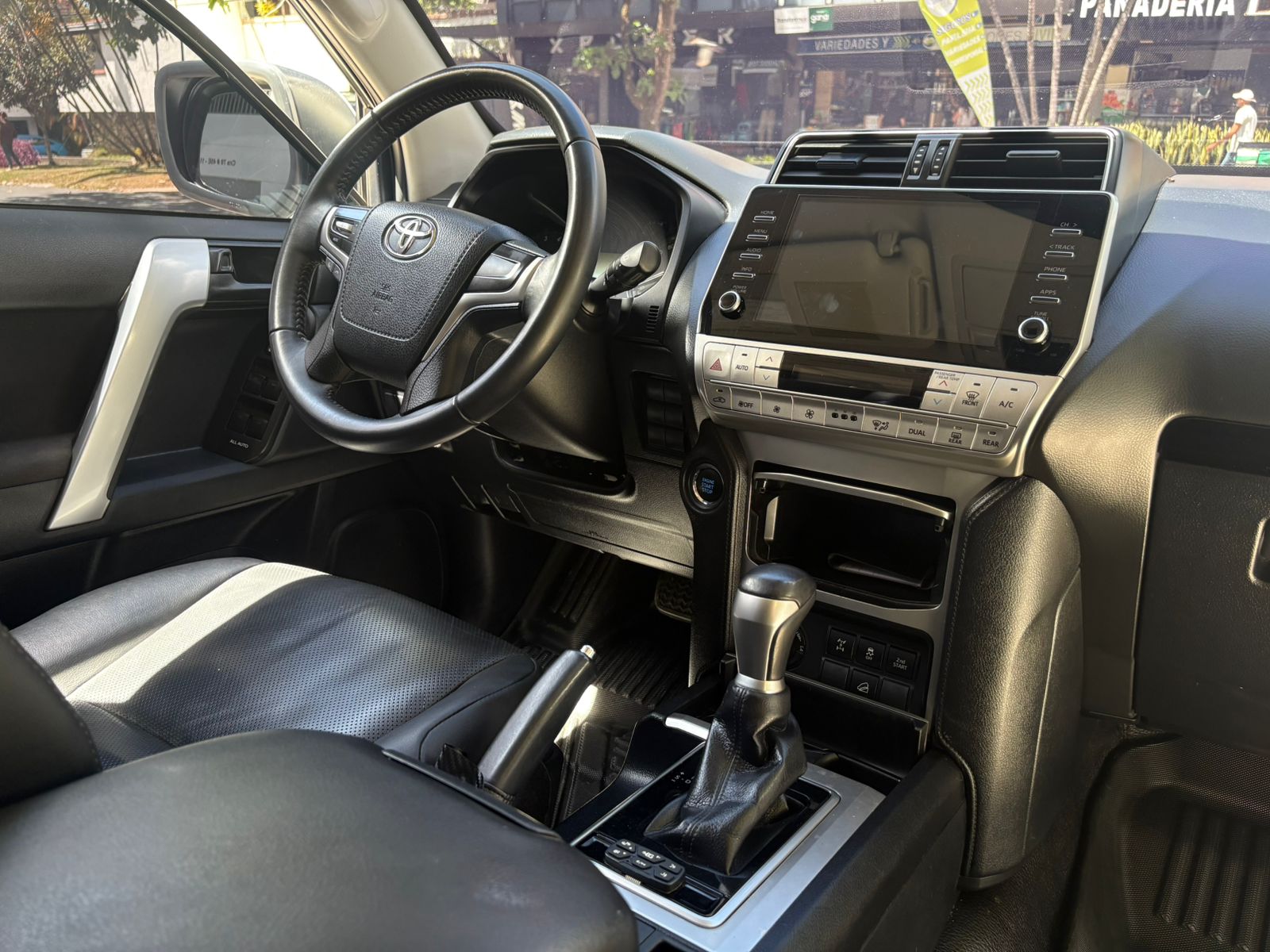TOYOTA PRADO TXL BLINDAJE II 2022 - Imagen 22