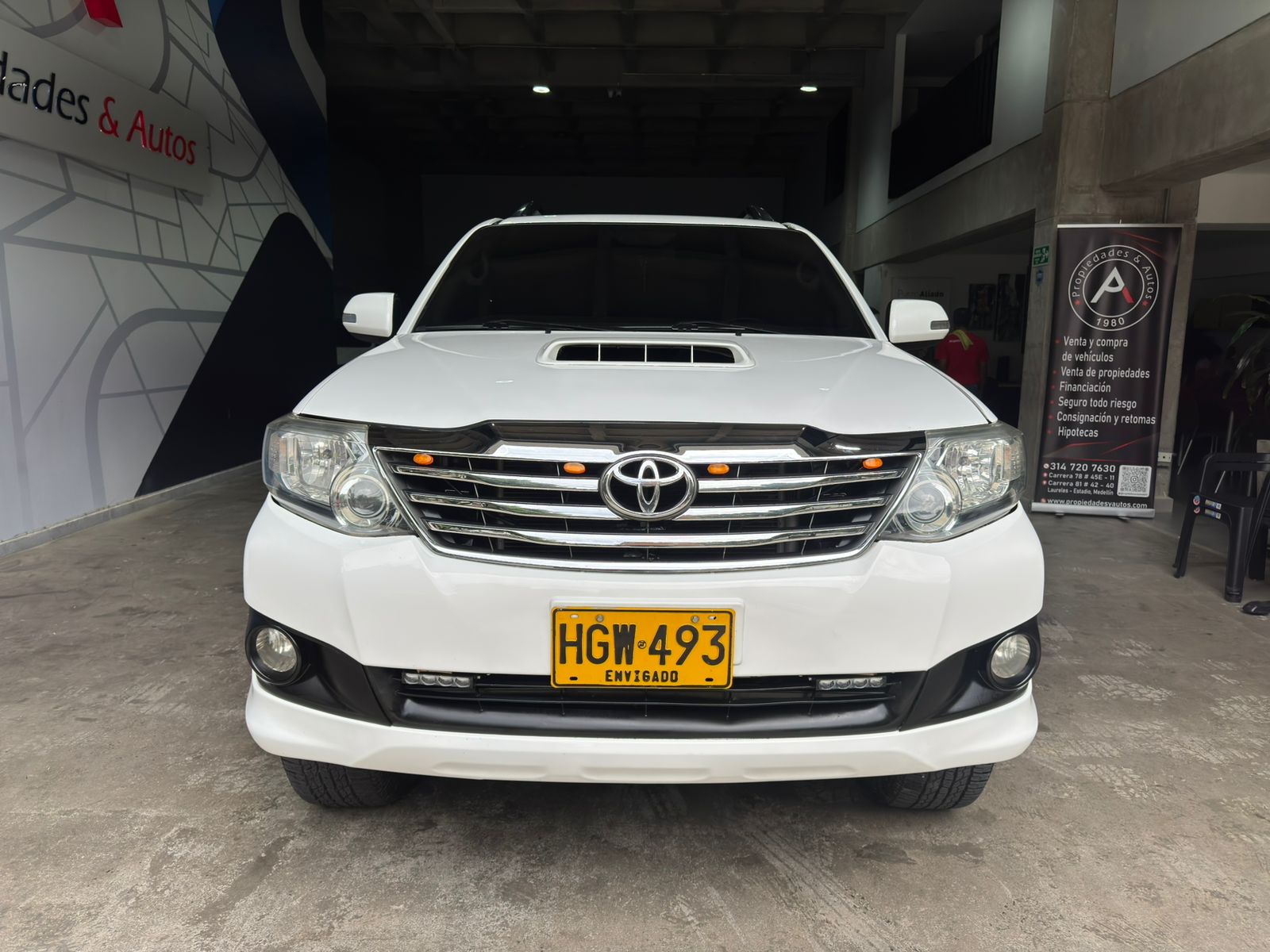 TOYOTA FORTUNER SRV 2014 - Imagen 2