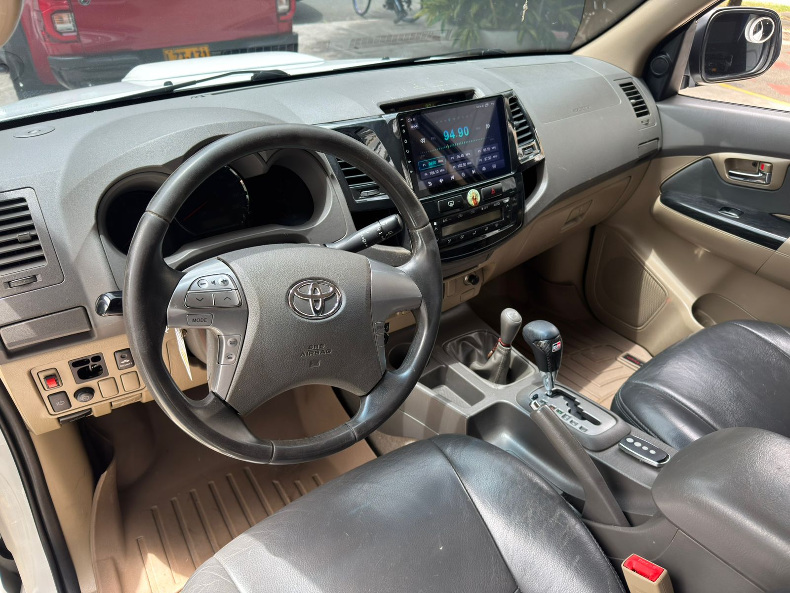 TOYOTA FORTUNER SRV 2014 - Imagen 13