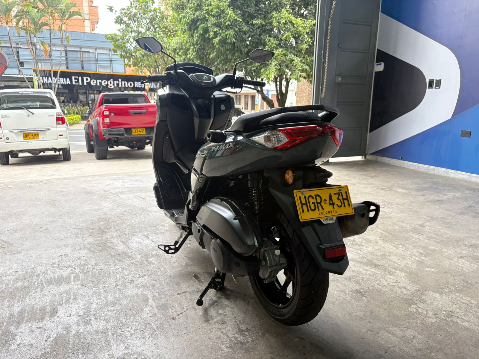 YAMAHA NMAX CONNECTED 2025 - Imagen 7