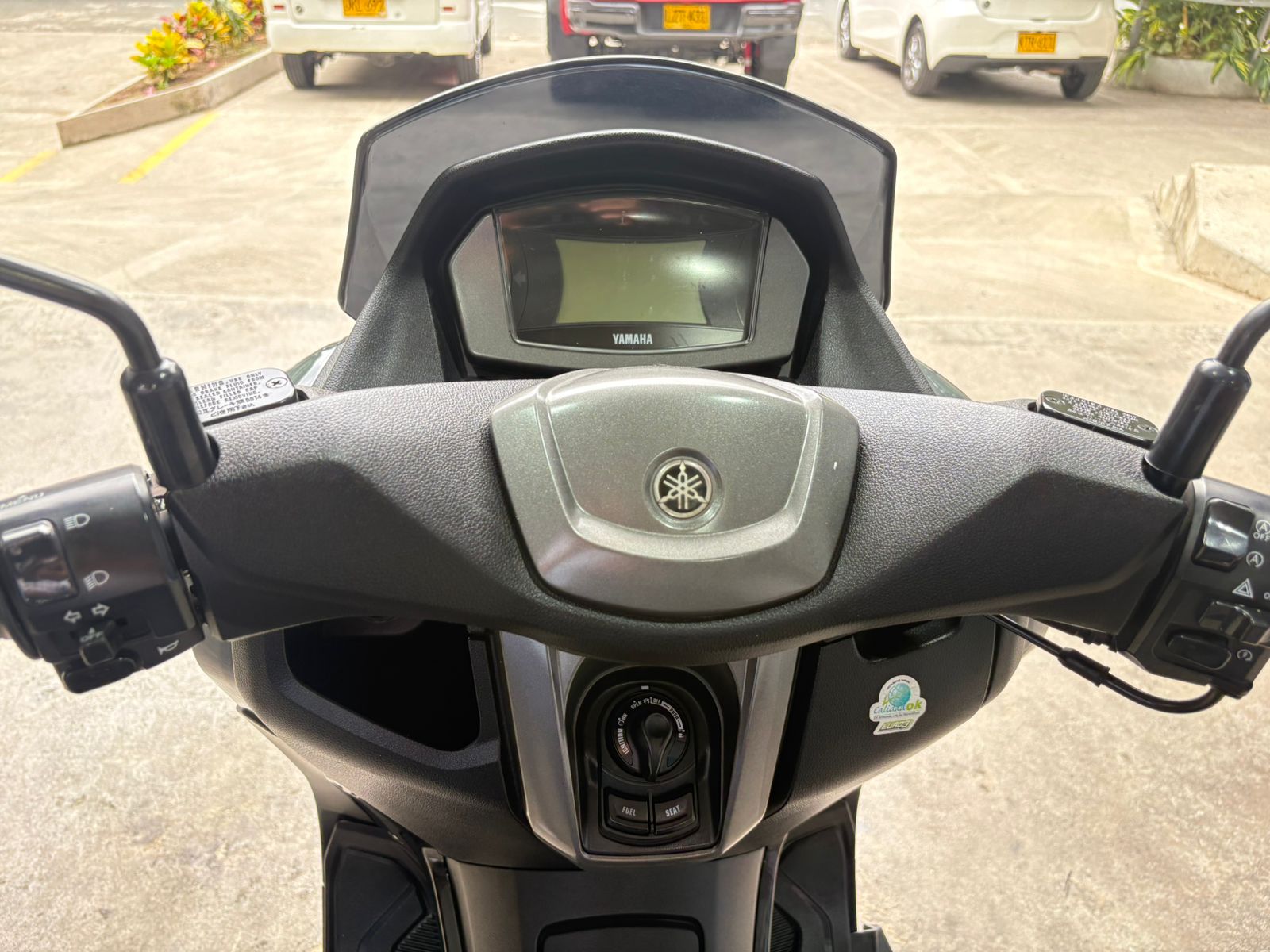 YAMAHA NMAX CONNECTED 2025 - Imagen 15