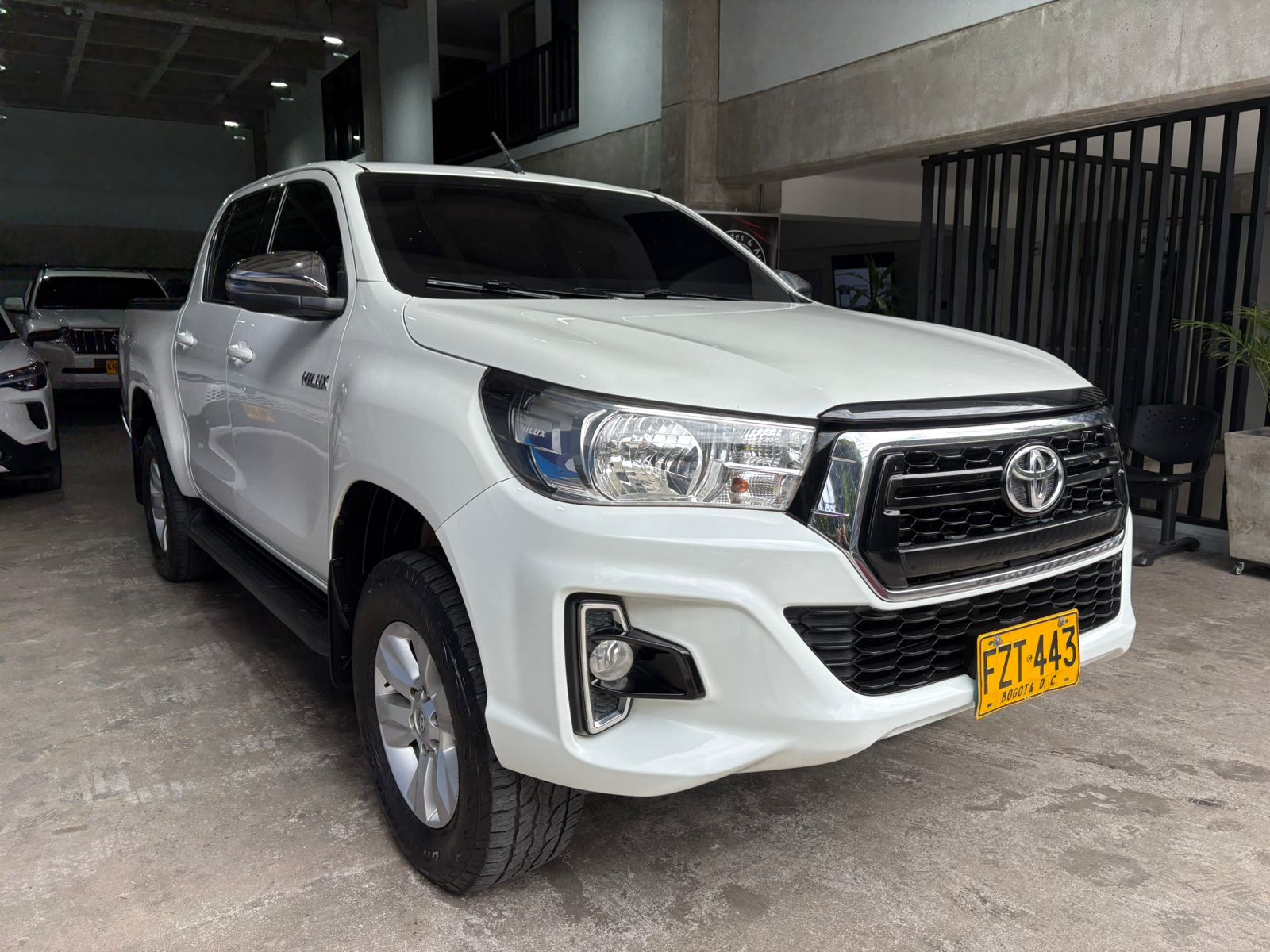 TOYOTA HILUX BLINDAJE II 2019 - Imagen 3