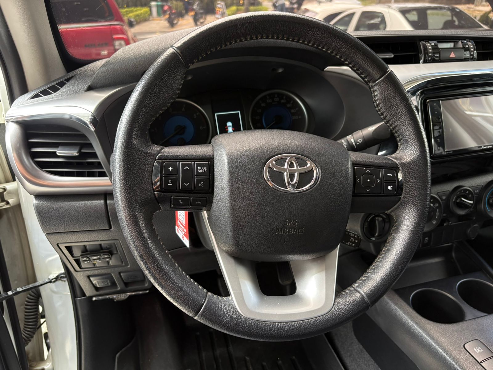 TOYOTA HILUX BLINDAJE II 2019 - Imagen 12